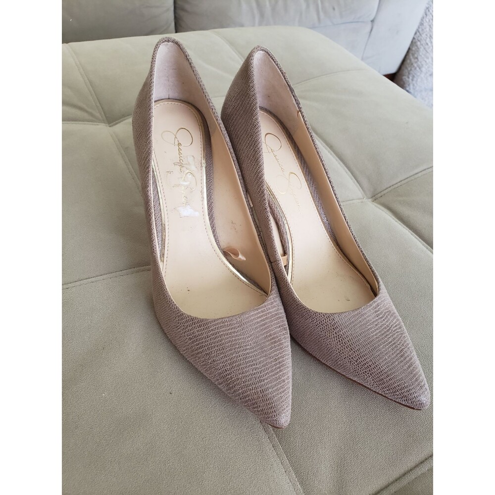 heels size 8